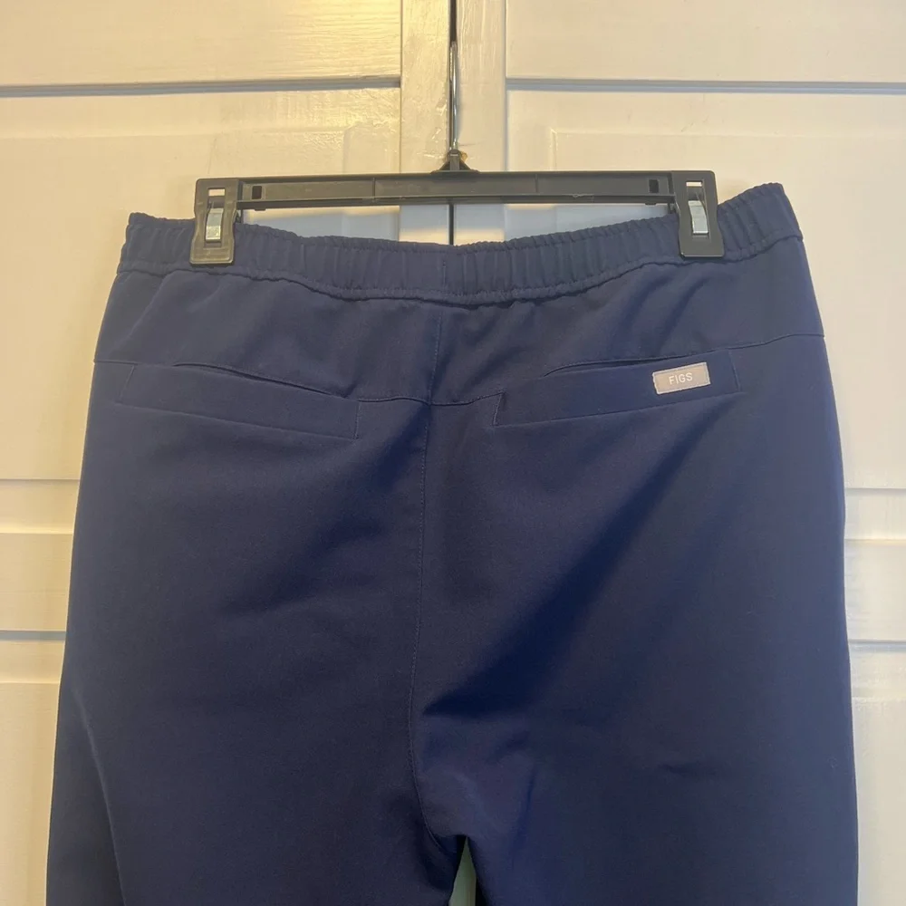 Figs Men's Tansen Jogger Scrub Pants Size Men’s Medium Color Blue